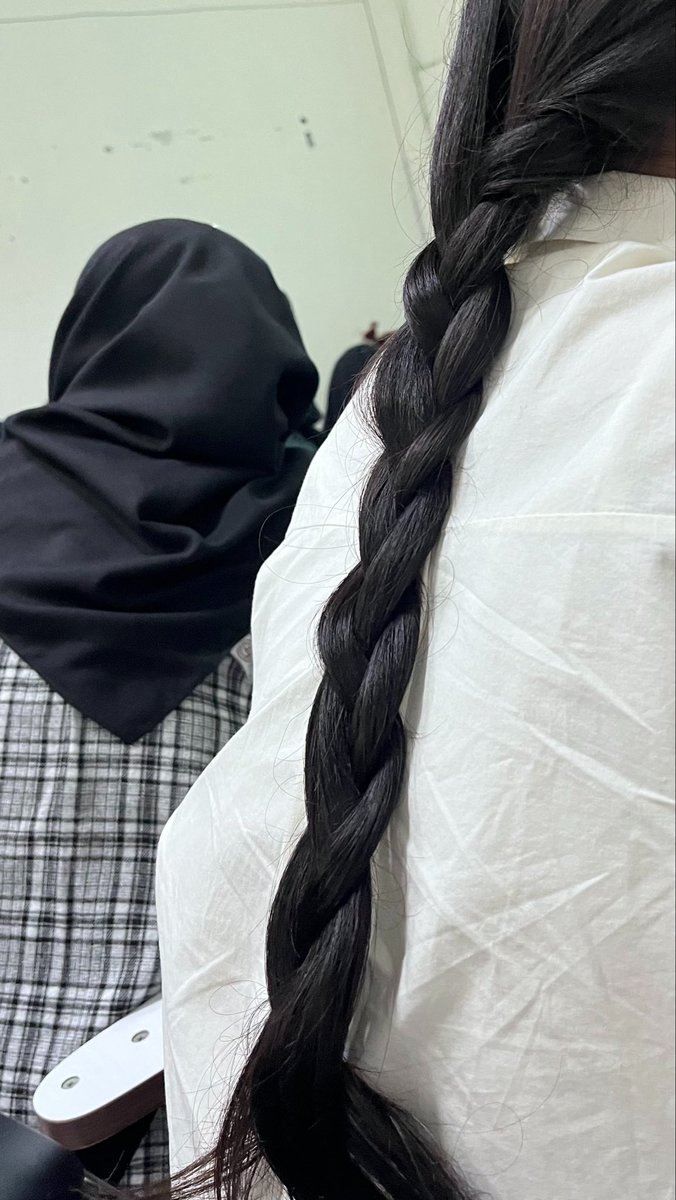friscimoly's tweet photo. jelek bgt yang ngepang https://t.co/HhvG1GXs7o