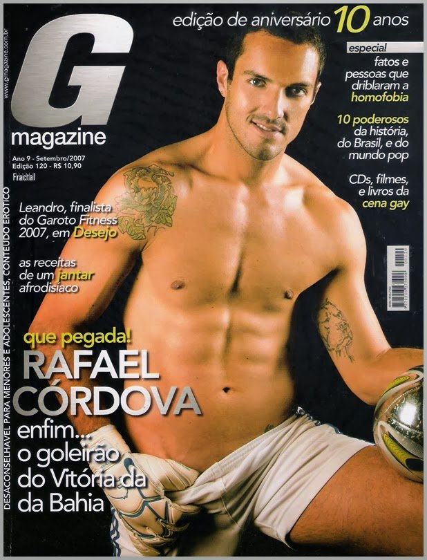 vintagevideoall's tweet photo. O então goleiro do Vitória da Bahia Rafael Córdova, tirou a roupa para a G Magazine de setembro 2007.
Ele disse que só pediram para evitar o uso das cores e símbolos do time.”Sei que os torcedores do Vitória vão pegar no meu pé, pois na Bahia ainda há muito machismo." Disse https://t.co/7WAGiJYldq
