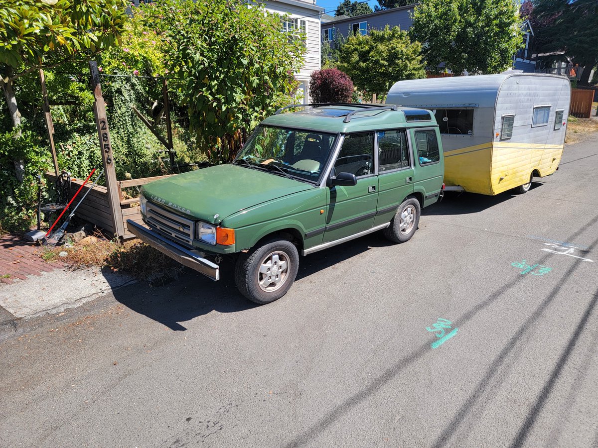 rossow_mark's tweet photo. @Tea4gunsSC2 @Jackdb1Au ... & for trailer–camping / XC–skiing / tandem bike hauling / teaching Teens to drive a Manual
(Lo Range + Open Center Diff to start ...)
(Same chassis + drivechain as a #RangeRover #Classic:
1st rode in 1 of those #SpringBreak 1978,
#Mainz) https://t.co/pGOVb0c6dW