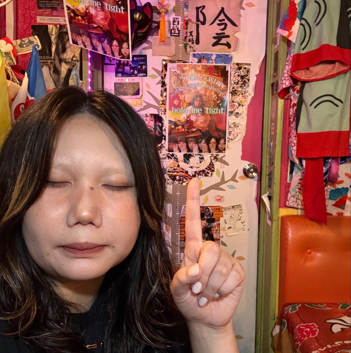 anomise_kabuki's tweet photo. 🦊9/26(土) つよいみかた開演🏮

21時〜翌6時
網 @knee_333 

『飲みたい 話したい hold me tight』
こっそり網1周年しております🫧

やったあ〜〜‼️
オープン凸うれじいです泣
絶対あそぶんだ〜〜‼️

#まいにちみかた https://t.co/NeTL7XneFO