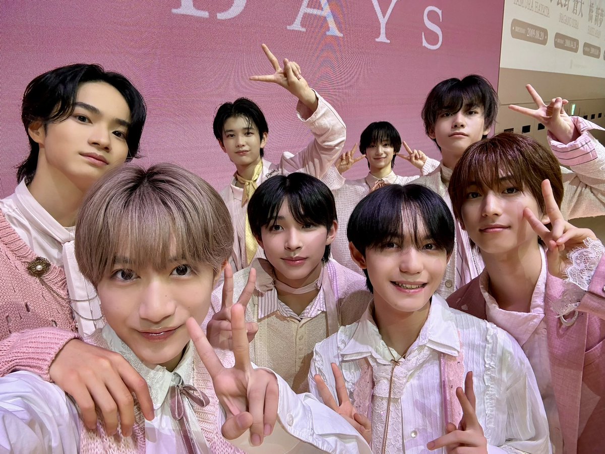 voksydays's tweet photo. \\ セットリスト //
#VOKSYDAYS
2nd EP『Sweet Moment』
発売記念リリースイベント
━━━━━━━━━━━━
埼玉県@エミテラス所沢

M1. ボクラシダイ
M2. Blooming
M3. Dye me in your hue
-
#VOKSYDAYS #ボクシダイ https://t.co/JNCt4eV8Pc