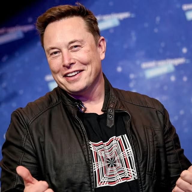 Elonpage114's tweet photo. Quick test 🧠
Which company is Elon Musk most associated with?

A. Apple 🍎
B. Tesla ⚡
C. Microsoft 💻
D. Amazon 📦 https://t.co/Pirh4gr5UL
