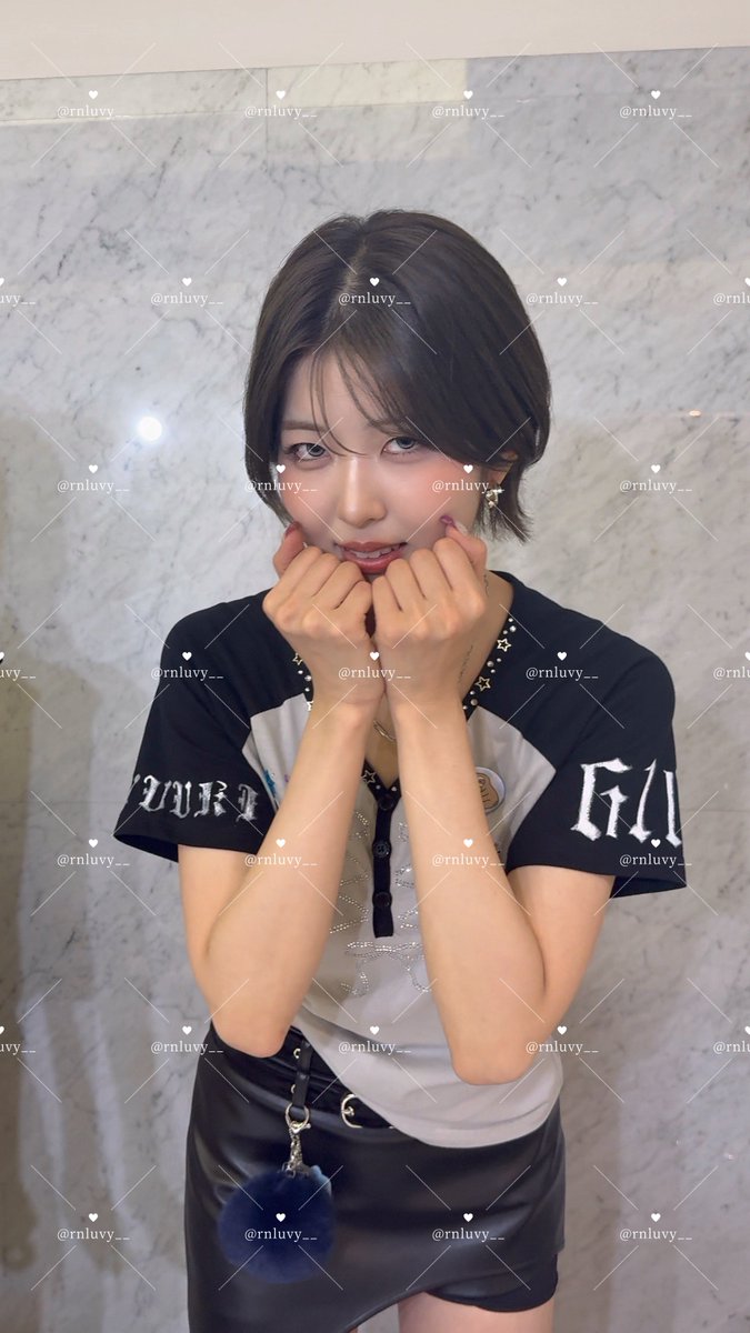 rnluvy__'s tweet photo. 260926 スペシャルお見送り会🎥⭐️

SS級の愛嬌ありがとう💖💖💖💖

#THE_EDITION #ISSUE_2ND_TOUR #ISSUE https://t.co/OSTaRaPOfJ