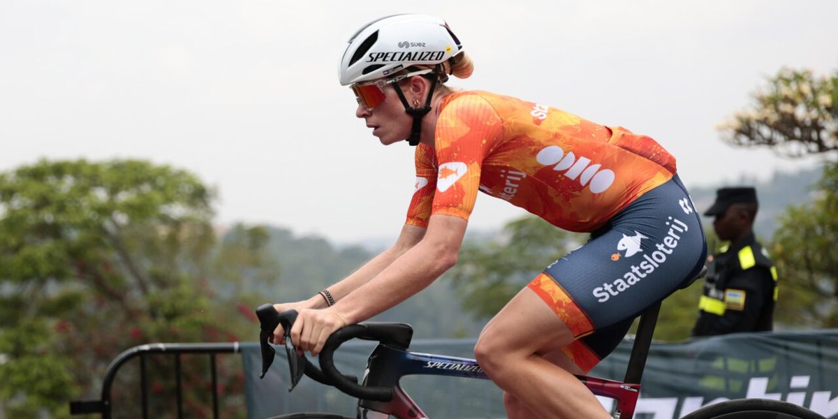 WielerFlits's tweet photo. VIDEO | Bondschoach Laurens ten Dam voor WK Montréal: “Na klassiekers begon plan Demi Vollering te rijpen”

https://t.co/s2hOXwTUC5

🌈🇨🇦 #wielrennen #koers #Montréal2026 https://t.co/lPk2cGeDlN