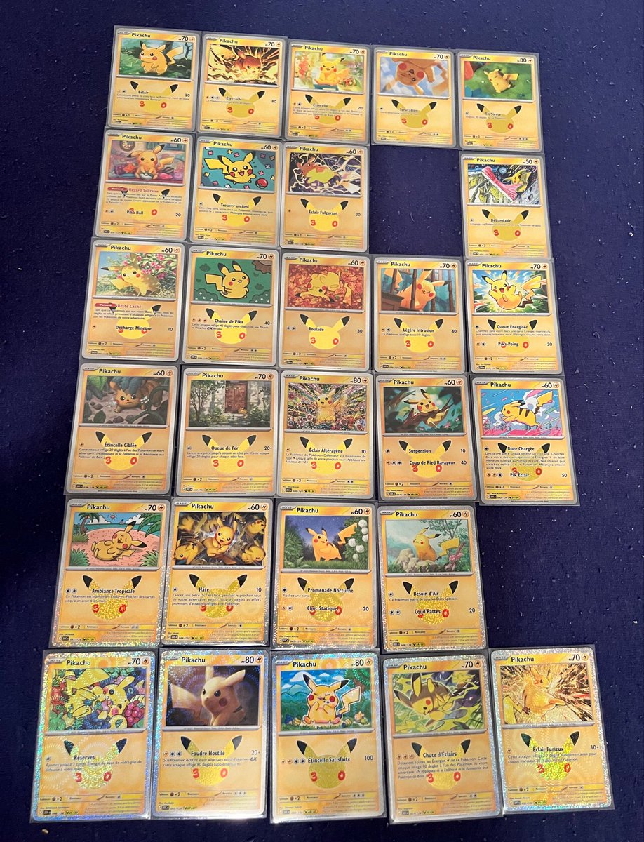 TontonPhiphi's tweet photo. LES HITS SONT BIEN TOMBÉS POUR CES 30 ANS DE POKEMON ET OUI LA LUGIA FAIT PARTIE DU LOT… MAIS PAS QUE 🤩

Beaucoup de souhaits de cartes drop, ça fait très plaisir ! https://t.co/TZiLyWxumA
