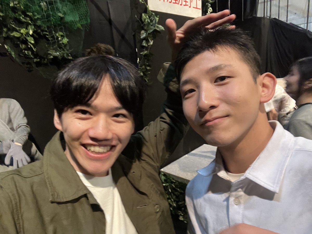eba_first_eba's tweet photo. 今日は5公演目、A班の千秋楽終わりました。
明日は遂にB班そして、この作品の千秋楽です。

見事満席！

最後の公演なので後悔のないよう
頑張ります💪 https://t.co/j2Bms8NtxT