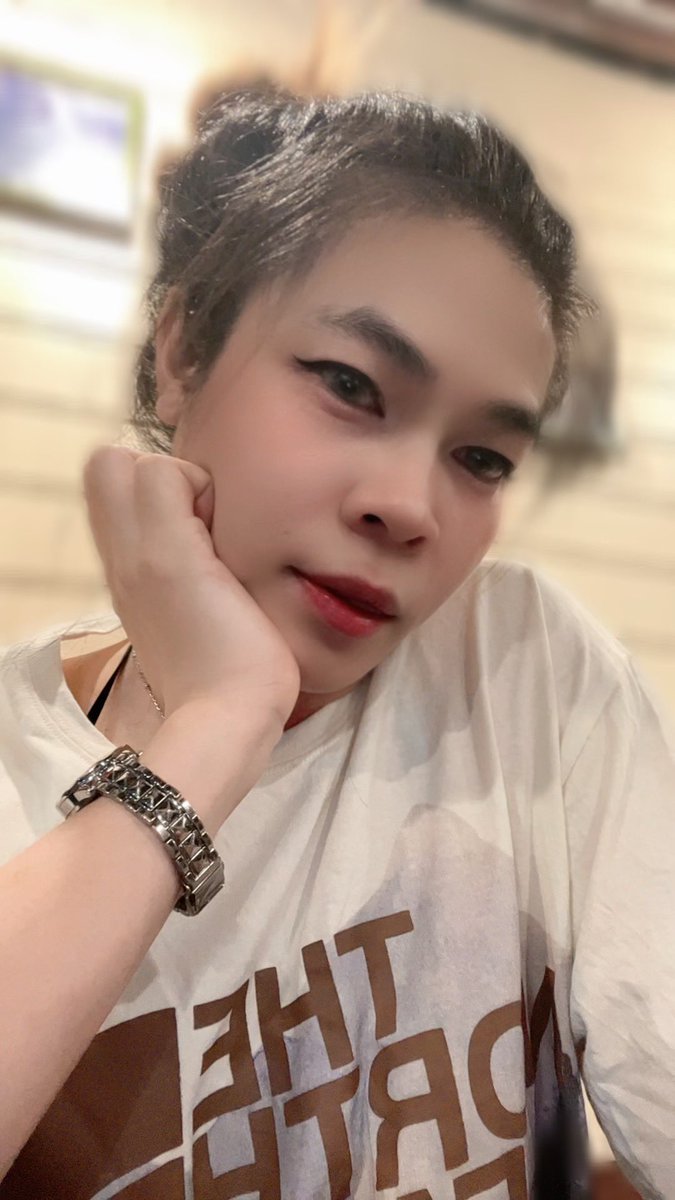 KSirinthananon's tweet photo. คืนนี้ มันเหงา 🖤 มานอนเล่าเรื่องราว กับเราไหม 🌧️🌧️🌧️🌧️ #โคราช #ค่ายสุรนารี https://t.co/jDEnYH09kk