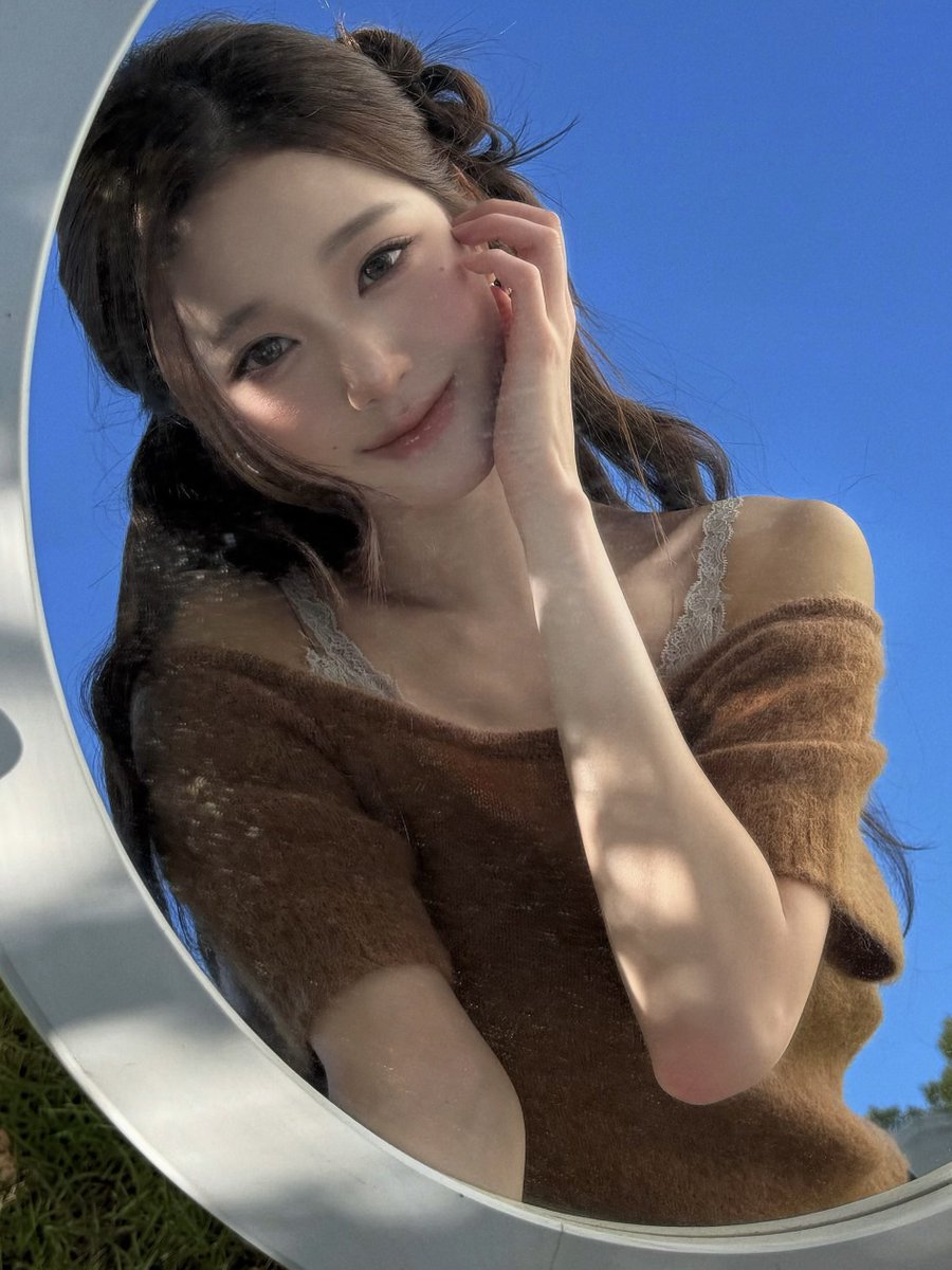 MarkedWonyoung's tweet photo. @MarkedSui https://t.co/0kDa15ac2H