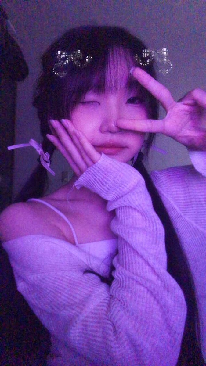haeyoon_10's tweet photo. 공학 아니고 여고입니당ღ'ᴗ'ღ https://t.co/HFOwXazrFq