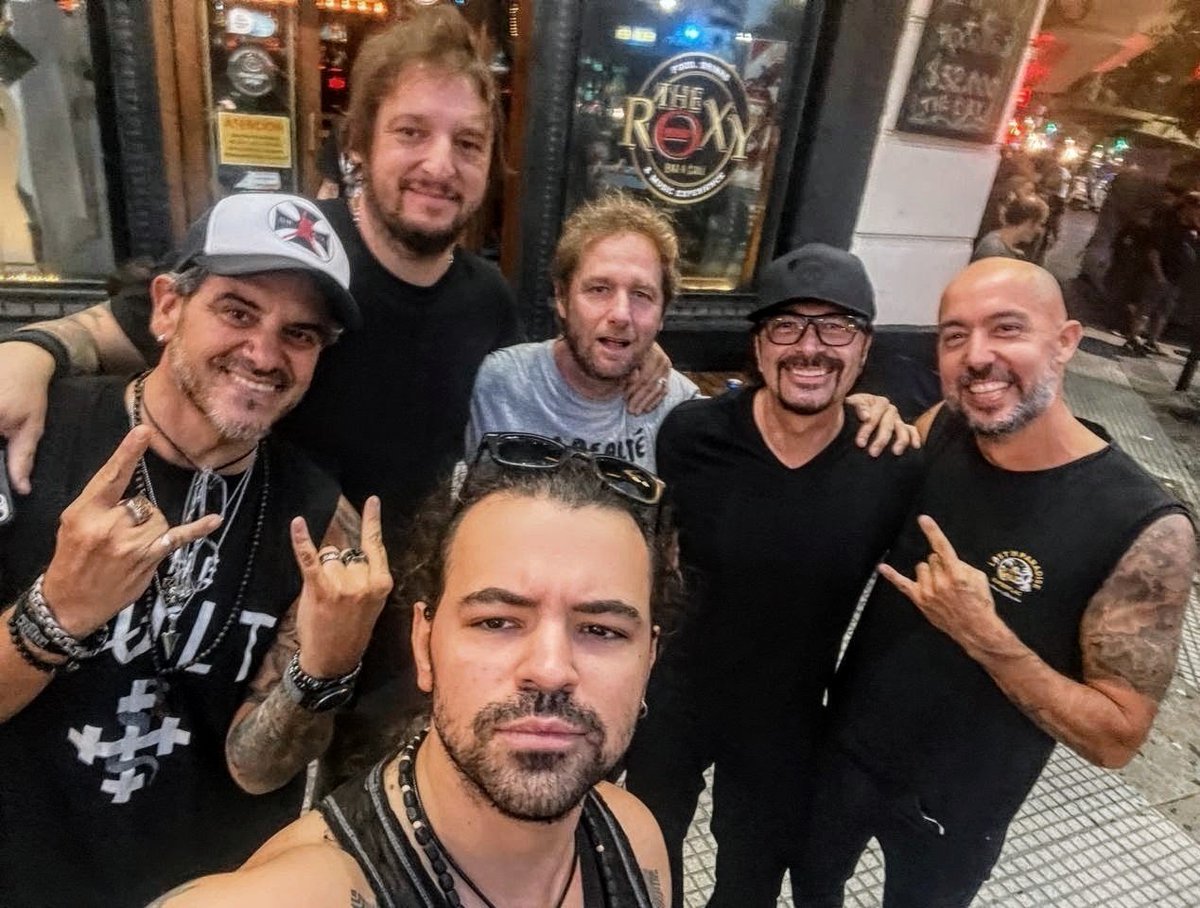 Christian_Culto's tweet photo. Happy Birthday John Tempesta ! The guys from Argentina wish you a great day, Amigo ! 🥁🤘🏻🎉
*
*
*
{ #johntempesta #thecult #whitezombie #exodus #testament } https://t.co/wqhDSsAsCK
