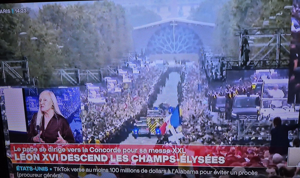 maritain68's tweet photo. Impresionante y emocionante la visita del Papa León XIV a Francia https://t.co/beXfypMXtx