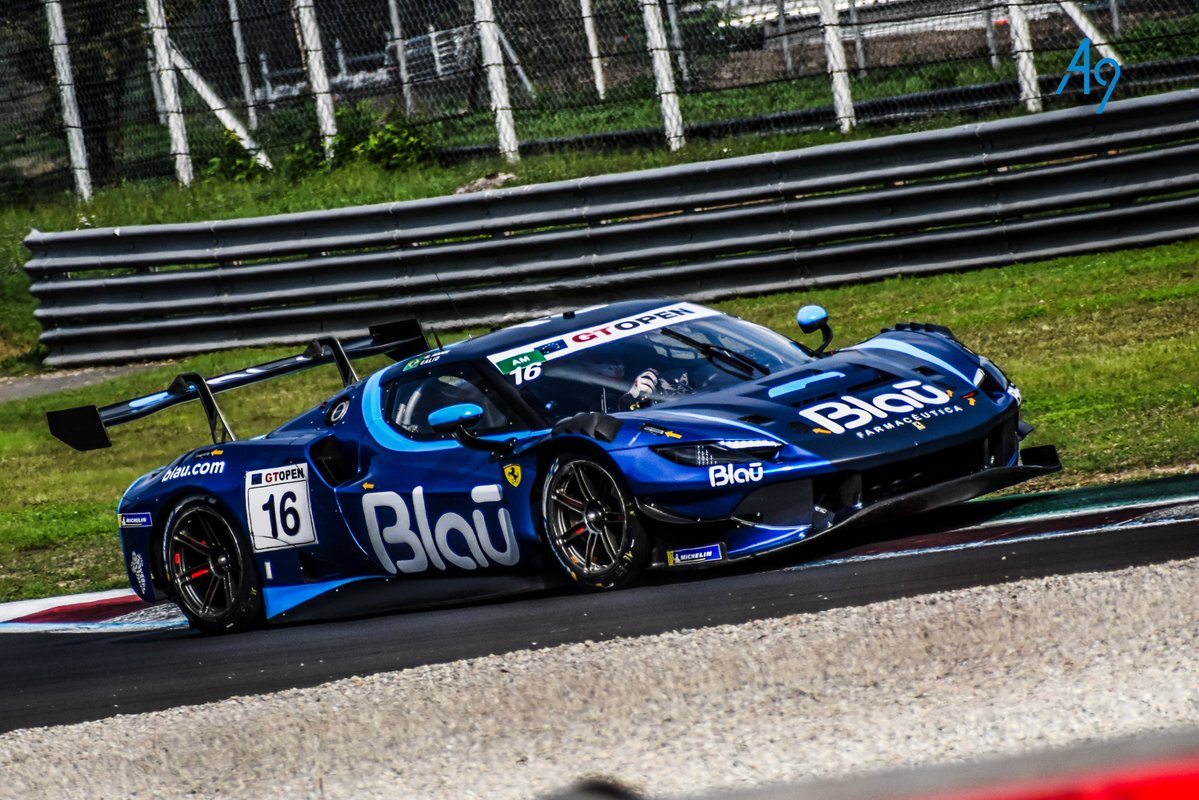 followPitCrew's tweet photo. Pure speed and precision. The GT Open grid is looking amazing!

#IGTC #GTOPEN #GTWC https://t.co/GiTYBCU0mu