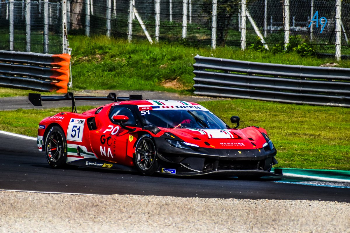 followPitCrew's tweet photo. Pure speed and precision. The GT Open grid is looking amazing!

#IGTC #GTOPEN #GTWC https://t.co/GiTYBCU0mu