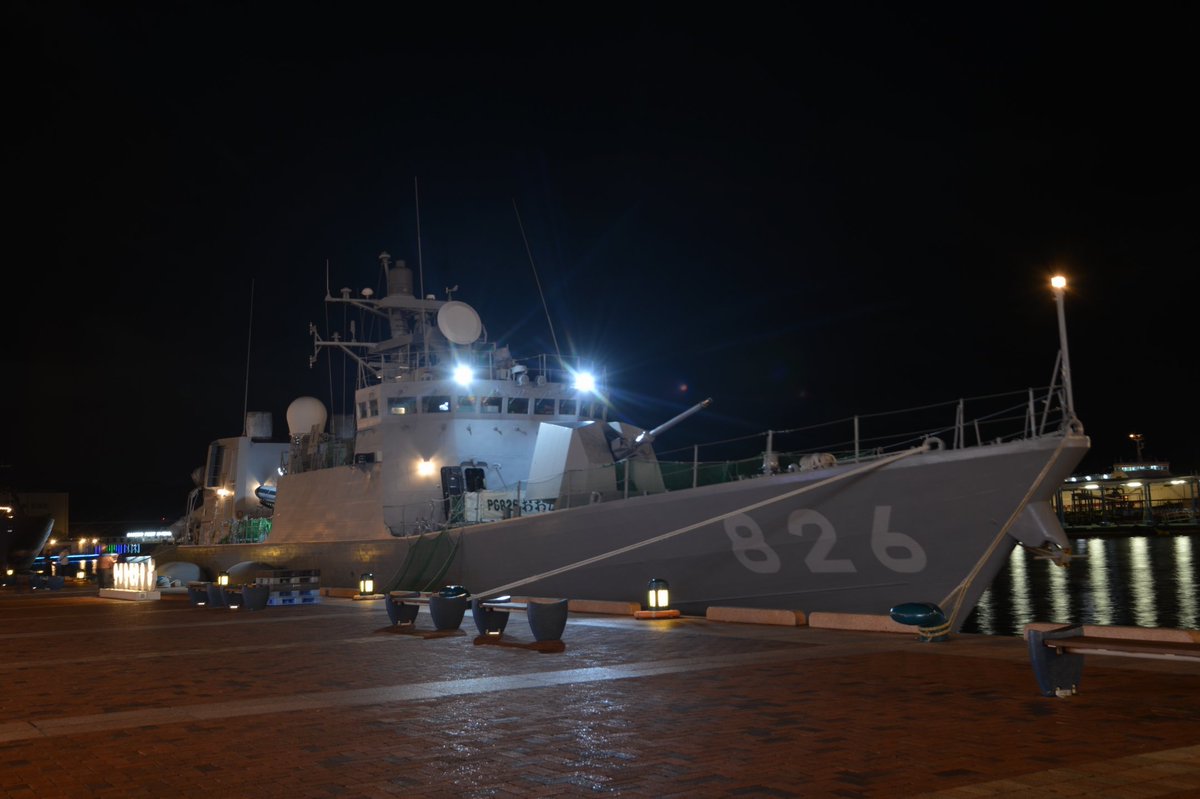 keith80758290's tweet photo. 2026.9.26
佐世保オータムフェスタ2026
日が暮れてから電灯艦飾を撮影して来ました
FFM4   みくま
DD102 はるさめ
PG826  おおたか
#佐世保
#海上自衛隊
#電灯艦飾 https://t.co/GMXgjW22PW