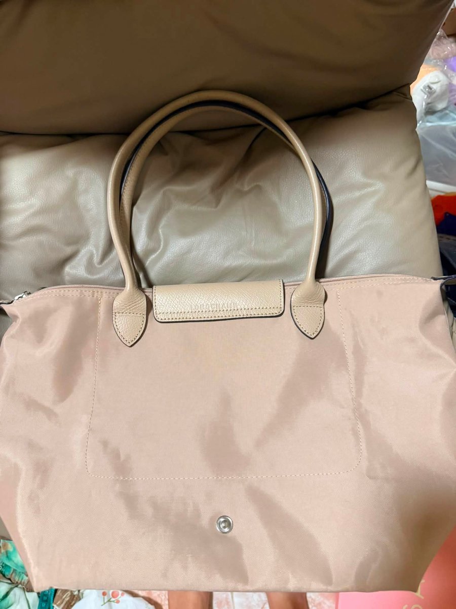 mayshopp_'s tweet photo. 📍  M Long Pink Tea 📍
( สภาพ99%เลยค่ะ )
ส่งต่อ  1,200 รวมค่ะ 

#ส่งต่อกระเป๋า #ส่งต่อcoach #ส่งต่อlongchamp #ส่งต่อlongchampแท้ #longchampthailand #กระเป๋าแบรนด์เนม #coachthailand #longchampแท้มือสอง https://t.co/vjZUBLPnCS