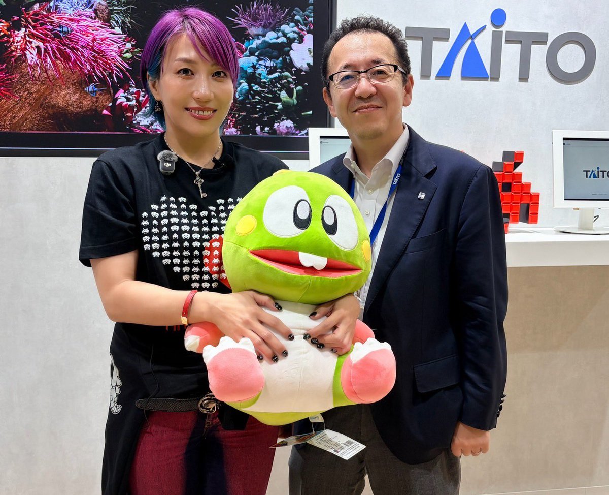 WWEAsuka's tweet photo. タイトーの岩木社長は、わてと会えた事が嬉しすぎたのか涙を大量に流して喜んでいたように思えました😭 https://t.co/0ul83iL2uy