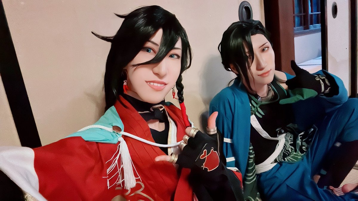 yo1__c's tweet photo. cosplay / コスプレ

えのこす遊びに行ってきました〜

二人で軽く遊ぶつもりが、お声かけいただき刀剣レイヤーさん大集合でワイワイできて楽��かったです！
交流してくださった皆様ありがとうございました🙌🏻

ちなみに私はかねさんです

🎋：@_hanami4657 
🩵：41
 #江ノ島コスプレ祭 https://t.co/1wVe84K3BY