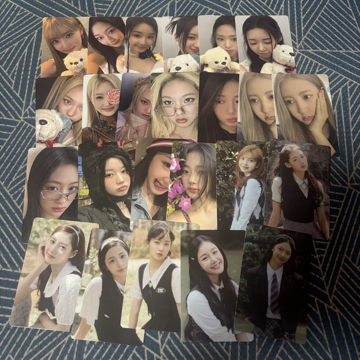 asdfgh03321's tweet photo. 베이비몬스터 포카

일괄 준등기비 포함 9.0 

babymonster 베몬 포카 미공포 케이타운포유 케타포 럭드 음료 파리타 아사 라미 아현 루카 로라 치키타 ruka pharita asa ahyeon rami rora chiquita 태그 YG TAG https://t.co/tFj1veajBF
