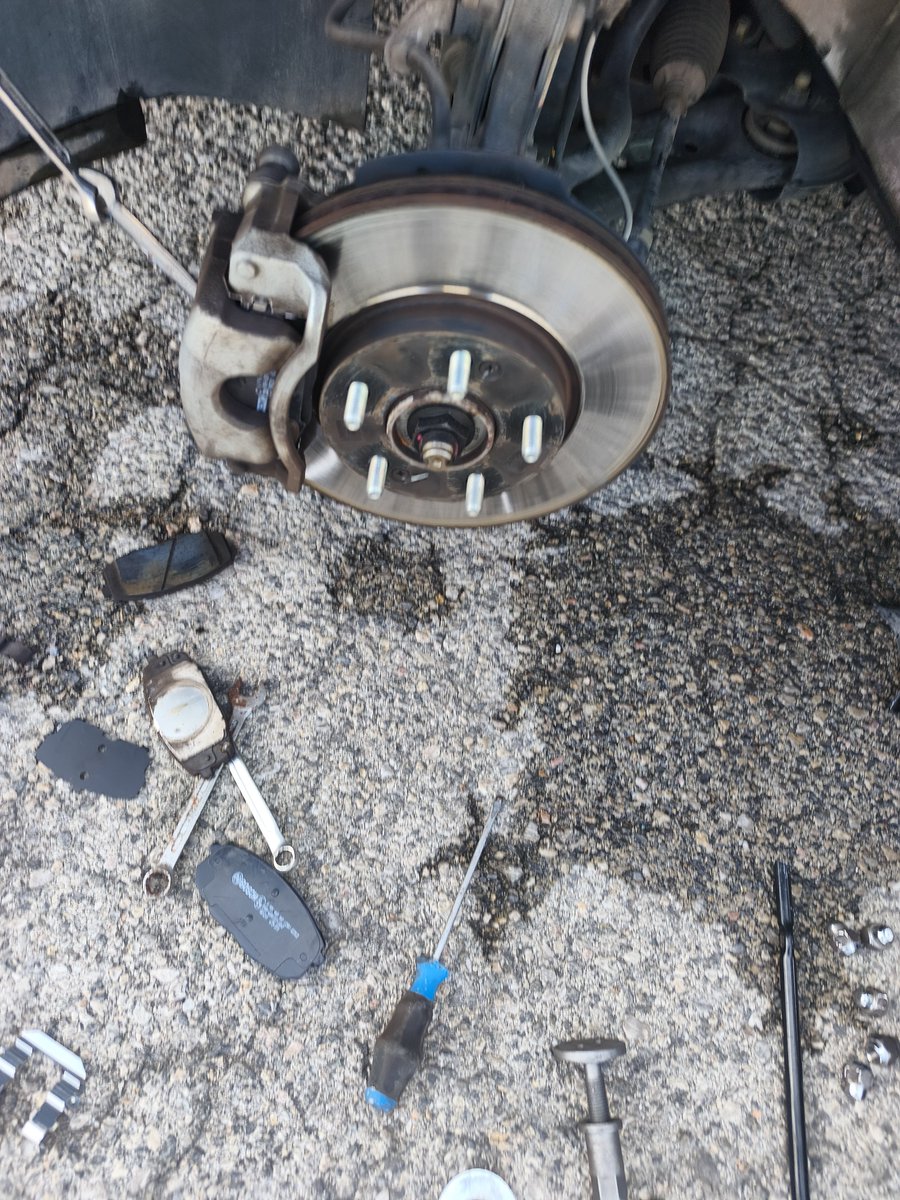 angelfay42's tweet photo. After sex, what I like doing most is working with my hands—like a project, a house, or repairing a car, a small plane, or a boat. I like doing things myself, and—if possible—teaching others and having them help me; you always learn new things. https://t.co/9IxPqK3B7Y