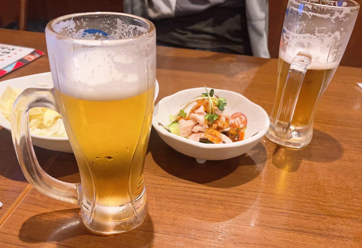 shibakensn's tweet photo. 今日は！
昼から飲んで🍺
家帰ってからピザパということで飲んで🍷
サッカー見て飲んで🍾
今からペヤング食べて飲む🍽️

明日はお仕事なので今日楽しみました😋 https://t.co/fuKDr21VFU