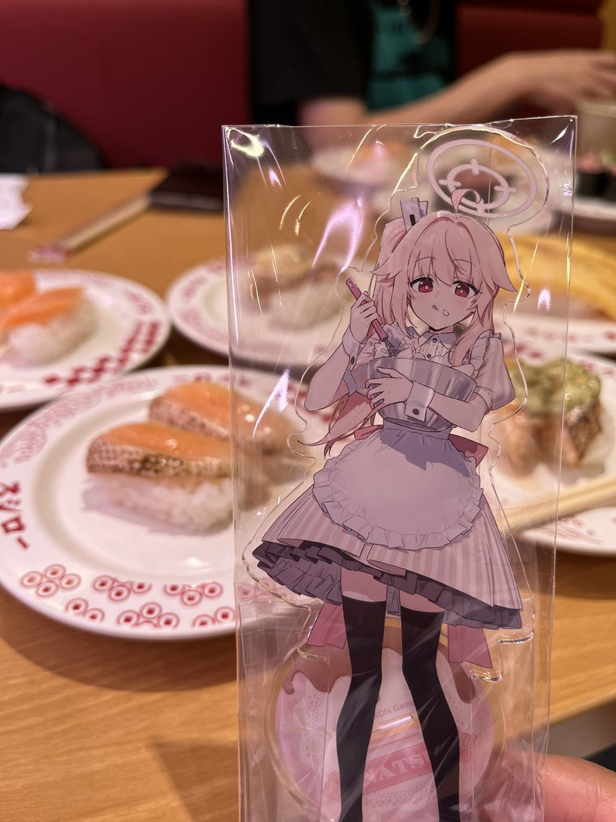 brrnt_LR8's tweet photo. 日本橋のコトブキヤで見つけたナツ
めっちゃかわいいナツ
ご飯美味しかったナツ

#ブルアカ https://t.co/Y21HQXspVC
