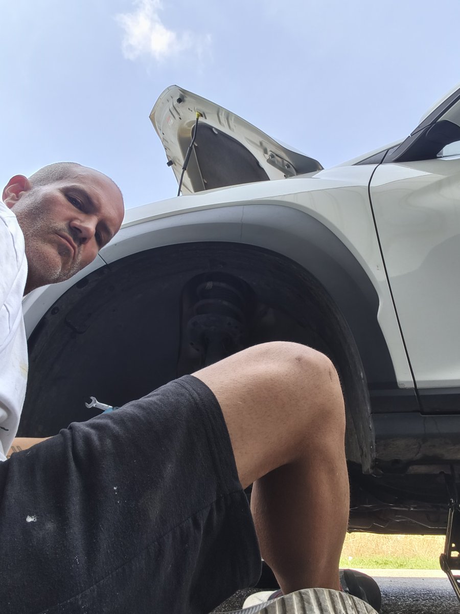 angelfay42's tweet photo. After sex, what I like doing most is working with my hands—like a project, a house, or repairing a car, a small plane, or a boat. I like doing things myself, and—if possible—teaching others and having them help me; you always learn new things. https://t.co/9IxPqK3B7Y