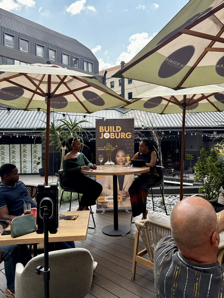 BOSA_Joburg's tweet photo. [PICTURES 📸] 

This afternoon’s conversation focuses on local jobs and the economy.

@BuildOneSA’s manifesto proposes stronger support for township economies, including policies that make it easier for small businesses to operate, grow and create opportunities within their communities.

Local economic development should be visible in the ability of people to work, trade and build businesses where they live - bringing more economic activity into the mainstream and removing unnecessary barriers for entrepreneurs.

Read the full BOSA Local Government Manifesto here: https://t.co/rTJY2XFN5X

#BuildOneSA #BuildJoburg #Nobuntu4Mayor #LGE2026