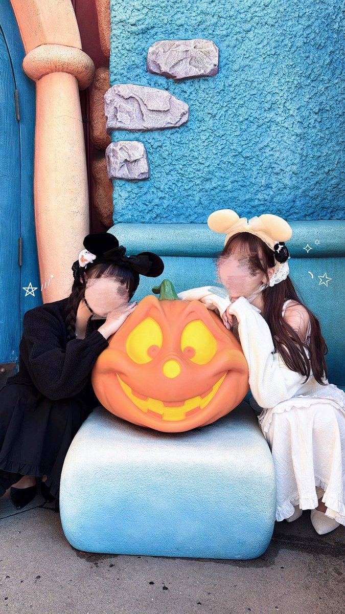 __WWWWr's tweet photo. ディズニーハロウィン- ̗̀ 🎃  ̖́- https://t.co/wcWjAF0iMW