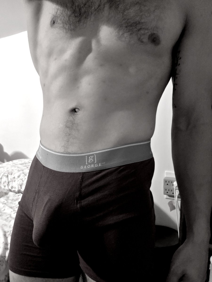 _throneofsin's tweet photo. Bulge pics anyone? https://t.co/1AZ6ZfnPJB