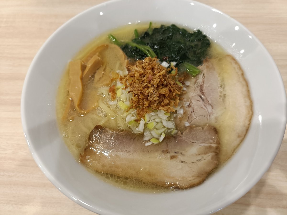 jack1311825's tweet photo. あさぎさんです。鶏白湯ラーメンをいただきました。とんこつが多い中で久しぶりの鶏白湯が染みました。美味しかったです。ご馳走様でした。
https://t.co/I3eQTpEoXj https://t.co/U3nwG6DXEC