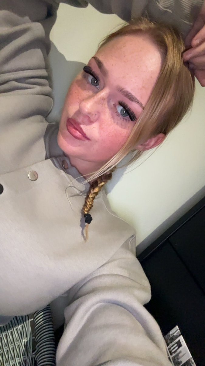 goddess_courts's tweet photo. Findom
Humanatm https://t.co/oI05k90oB8