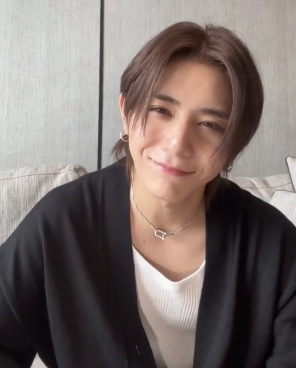 naa__59y's tweet photo. ほんとに悔しいのに“笑顔ほしい“すぐ対応してくれる山田さんネ申すぎる😭😭😭😭💞💞💞💞💞💞💞ファンのためにありがとう https://t.co/G9ctEc669h