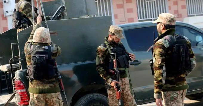 Deadly Checkpoint Blast in Northwest Pakistan Kills Eleven People