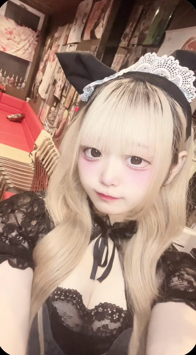 riri_guild's tweet photo. ログイン❣️
アニマルイベントฅ^•ω•^ฅ
アイラインさげてみた‼️
咳でるけどがんばるぞー‼️ https://t.co/6LdV9Mxufl