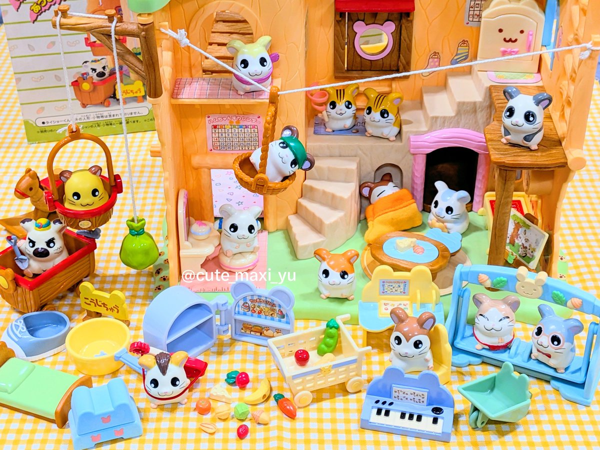 cute_maxi_yu's tweet photo. 🐹🌟ハム太郎の地下ハウス🐹🌟

シルバニアでおなじみの
エポック社さんの名作オブ名作💎

幼稚園の頃に買ってもらった
大切な大切なたからもの✨

ちっちゃすぎる小物たちも
作りがこまかくてかわいすぎる(՞ o̴̶̷̤ ̫ o̴̶̷̤ ՞)🌈

 #ハムちゃんずコレクション
 #エポック社 https://t.co/3spp1USHNM