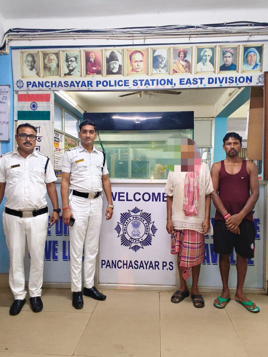 DCPEastKP's tweet photo. On 26.09.2026,info about an unknown old man wandering aimlessly in Bikash Guha Colony was received at Panchasayar PS.Due to relentless efforts of personnel of the PS, the lost person was reunited with his family.@KolkataPolice https://t.co/1rt2urrjJG