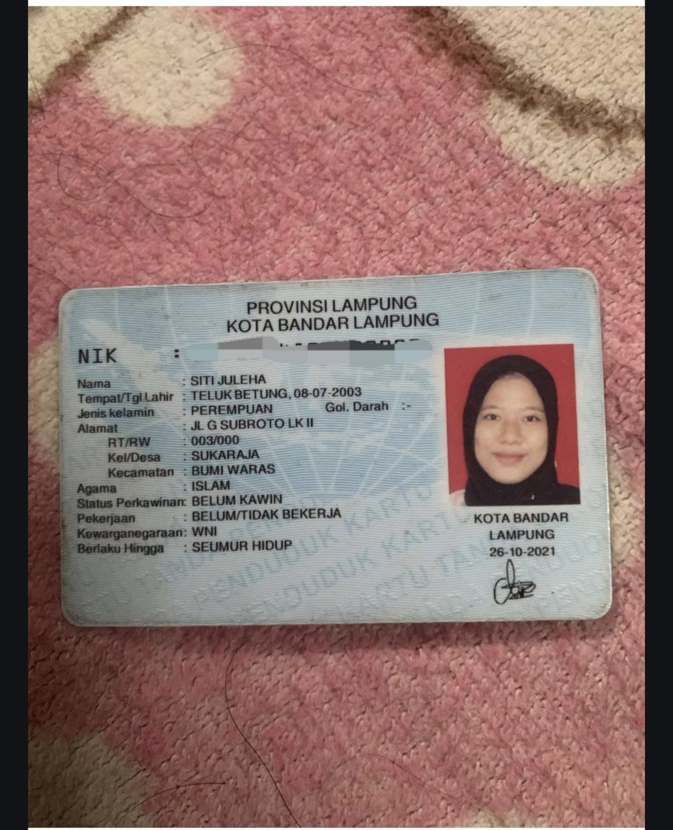 breezellea's tweet photo. 📌SCAMER REXHA 
PLEASE HELP RT QUOTE YA GAYS💜

SCAMER TRIP BTS ARIRANG JAKARTA, SELAIN TRIP DIA JUGA SCAMER RENT HP SAMSUNG S26 ULTRA PLUS IPHONE 16PM PLUS 14PM, RENT ARMYBOMB JUGA!!

dia bukan hanya SCAMER trip arirang dan rent hp buat army, dia gabung di semua gc grub konser the weekend dan kpop lainya!!

IG SCAMER: https://t.co/Pc4BdijN8f

No gopay an reinata/aprilianti:08995738603
No gopay an siti juleha: 088286395129