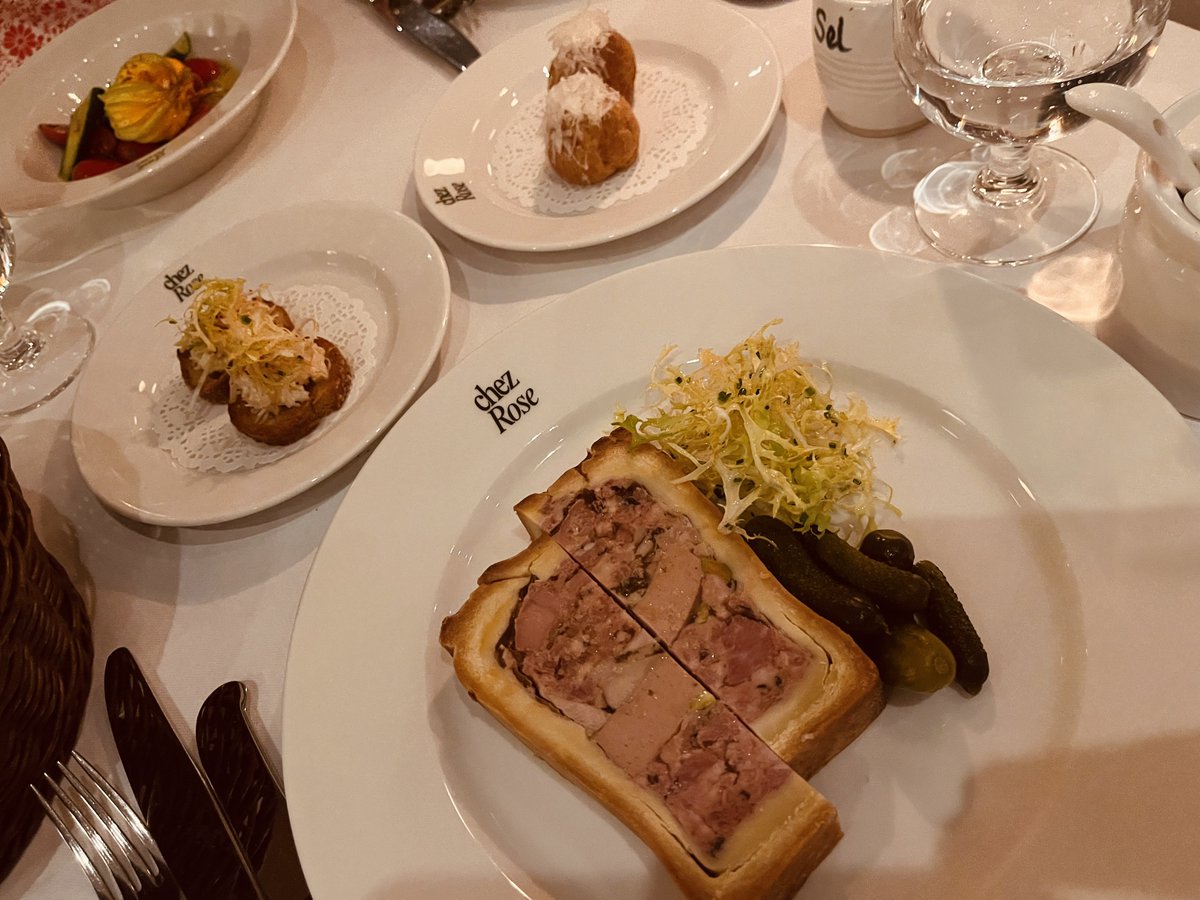 MichelinGuideUK's tweet photo. Can’t beat a few French classics – Restaurant chez Rose

#London #Mayfair

NEW: https://t.co/x5kluOrrYM https://t.co/Oa9RZx3t85