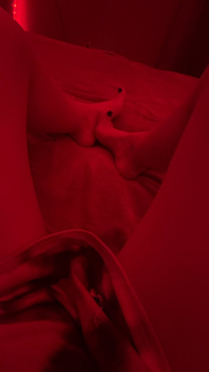 jzwdym's tweet photo. doing customs today! :)
send me pm
#custom #nsfw #nsfwtwt #feetworshi̇p #femdom https://t.co/DP4awLSE0b