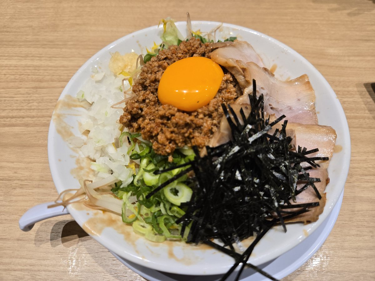 mitsu325325's tweet photo. 麺からの麺
最高だ https://t.co/xhw0E4bLsa
