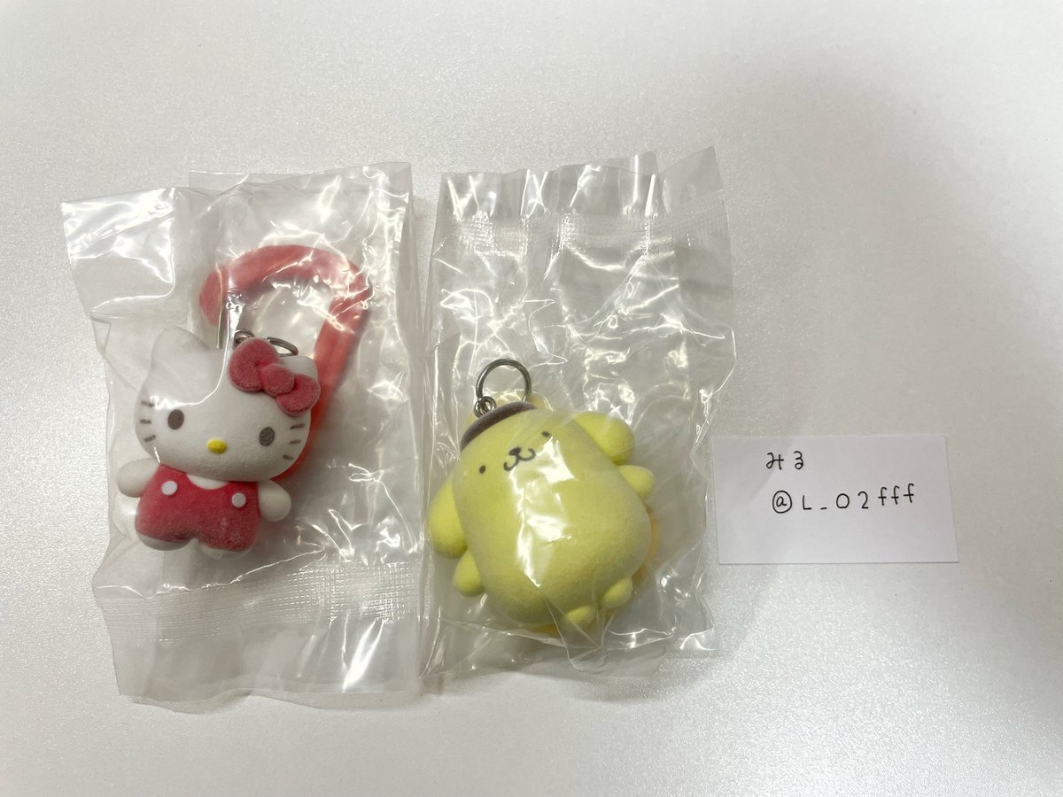 L_O2fff's tweet photo. 【交換】
サンリオ　カラフルカラビナ　マスコットチャーム　ガチャガチャ

譲　ハローキティ　ポムポムプリン
求　シナモロール　>　マイメロディ

※郵送希望

検索からでもお気軽にお声がけください🙇‍♀️ https://t.co/LsdUEAK22f