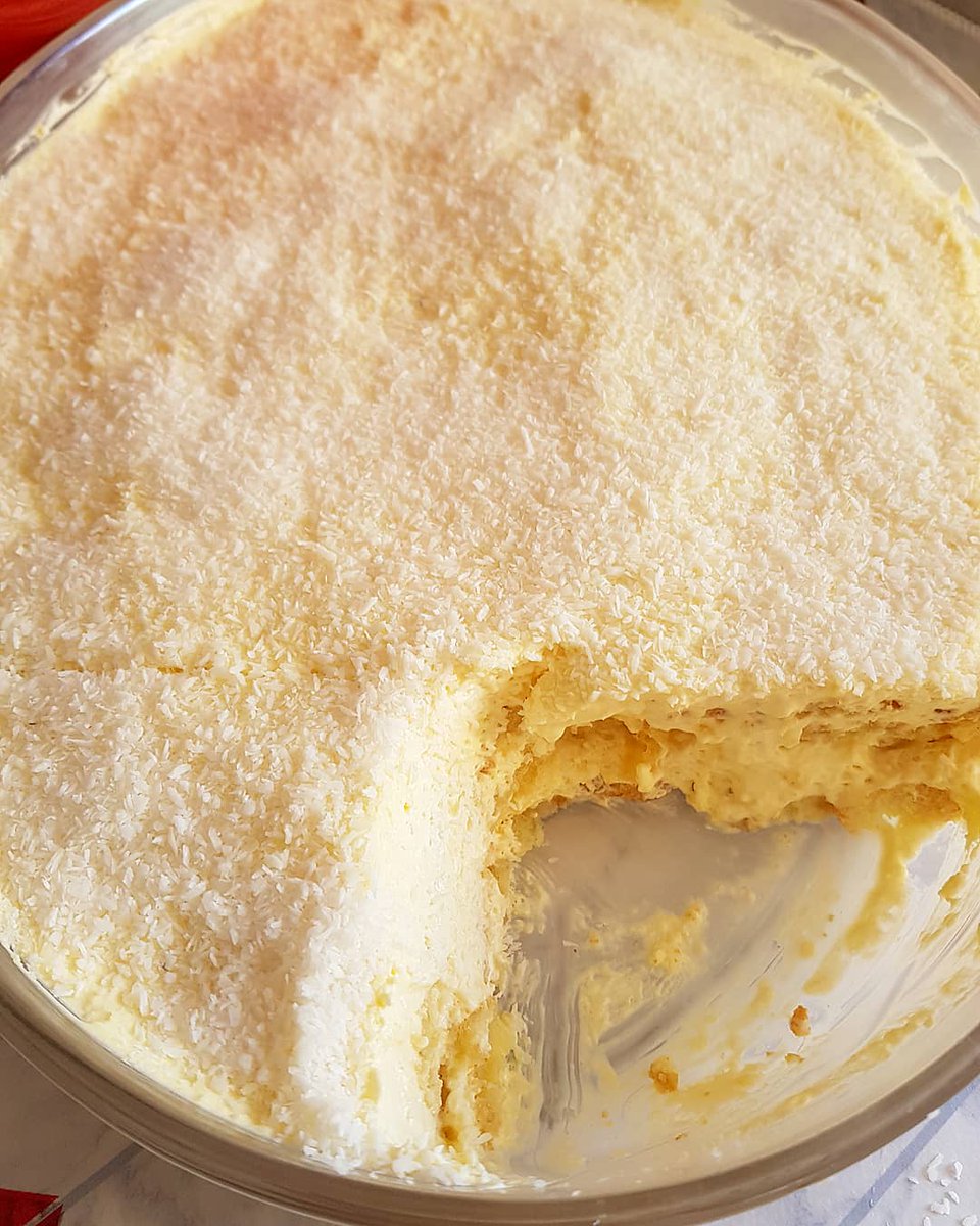 MeridithLe5jh's tweet photo. COCONUT TIRAMISU

If you love coconut and its refreshing flavor, you must try this melt-in-your-mouth tiramisu. INGREDIENTS
▪︎ 8 packs of Pavesini biscuits
▪︎ 500 g mascarpone
▪︎ 4 eggs
▪︎ 250 g coconut yogurt
▪︎ 120 g sugar
▪︎ Coconut https://t.co/WIajVMryQ7