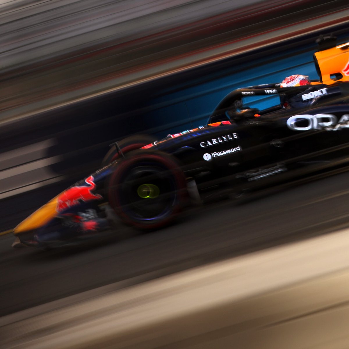 F1racing's tweet photo. LAP 48 P2 Versatppen goes purple with new fastest lap 1:44.993
#F1 #F126GYD #GYD #AzerbaijanGP #Baku #Formula1 #DriveToSurvive #MV3 #fastset #fastestlap https://t.co/NLBIleoLiJ