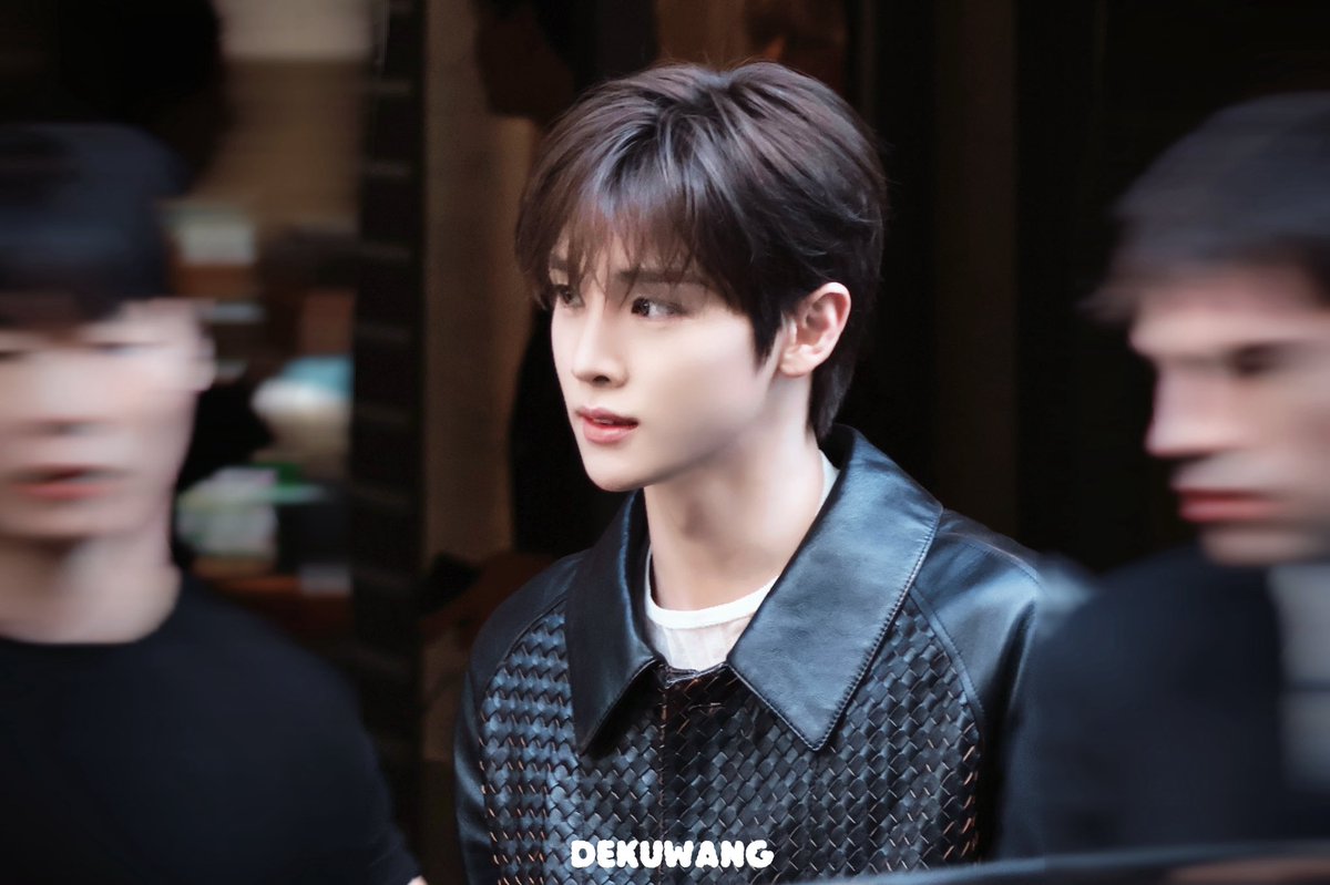 dekuwang's tweet photo. 🖤🤍

#성찬 #SUNGCHAN #ソンチャン
#RIIZE #라이즈 https://t.co/gJmEISbOub