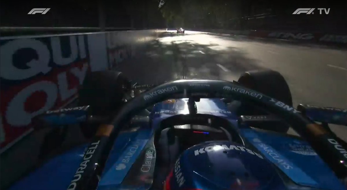 blog_formula1's tweet photo. SAINZ ULTRAPASSA HULKENBERG E É P10!!! https://t.co/gyMll12bEn