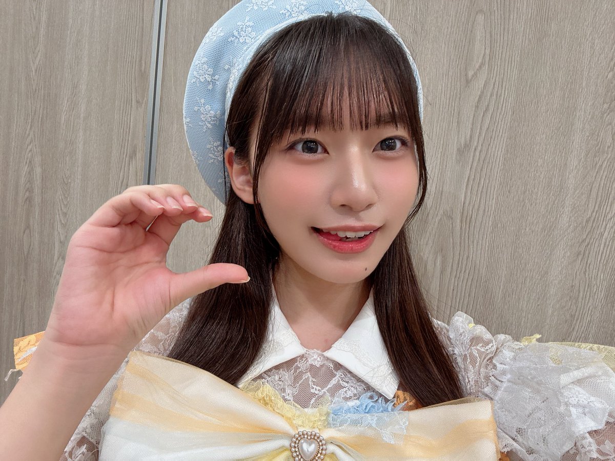 seri_KLS0616's tweet photo. ベトナム！
ありがとうございました🇻🇳⭐️

 #カワラボサウス #大川世莉 #せりへのせりふ https://t.co/4ZwsCDhpUU