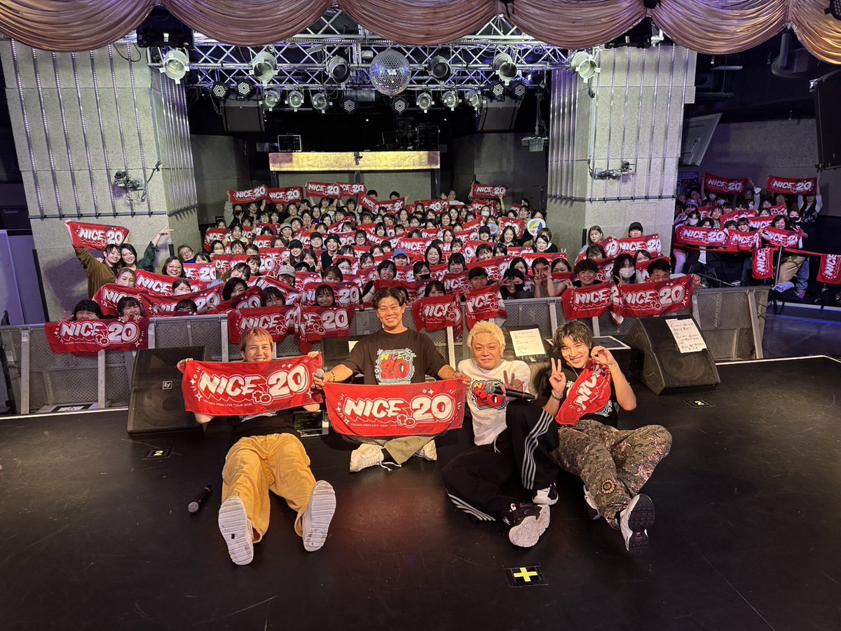 ykrm_official's tweet photo. #NICEto20 
本日のライブ赤羽ありがとうございました！

今日もみんなと一緒に最高の時間を作れて幸せでした✨😊会いに来てくれること、一緒に歌って笑って楽しんでくれること、改めて本当に嬉しかった！😍

また絶対帰ってくるけん！
最高の1日をありがとうございました！🙌✨
#YOKARO_MON https://t.co/Iy1Kufd3I2