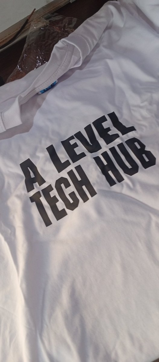 Smallingmuch's tweet photo. Upgrade your tech lifestyle.

Ready to stand out in the tech world? Step up to A' Level Tech Hub , where premium style meets future-ready innovation. https://t.co/XX2hB0FSyr