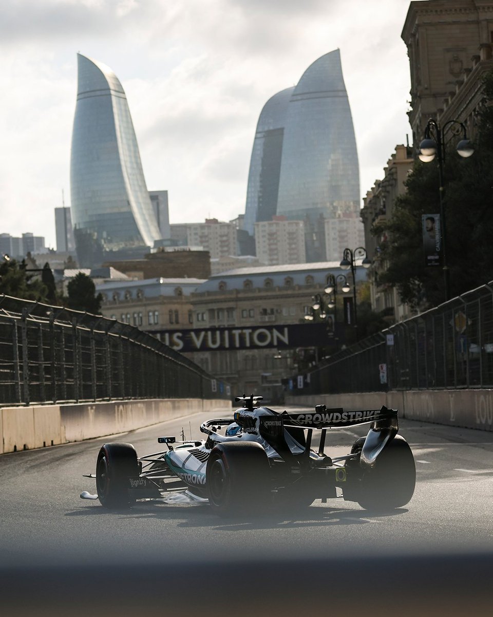 MercedesAMGF1's tweet photo. Win in Baku for George 🏆

Solid points from Kimi heading into the rest of the triple header 🔜 https://t.co/KrRUWqHNre