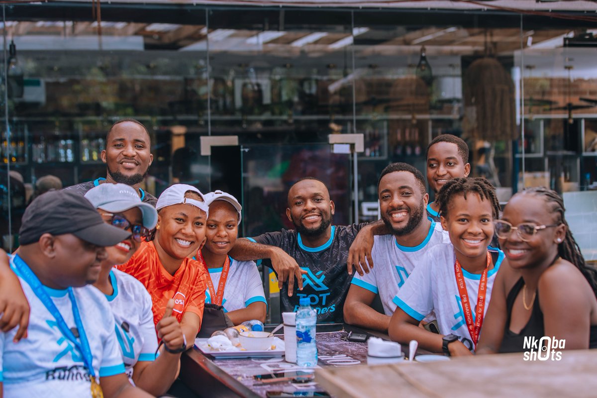 TOTRunners's tweet photo. How’s your weekend going?
Here’s a glimpse of how ours is going!
#TOTRunners #LetsRun https://t.co/wfZtVwMahu